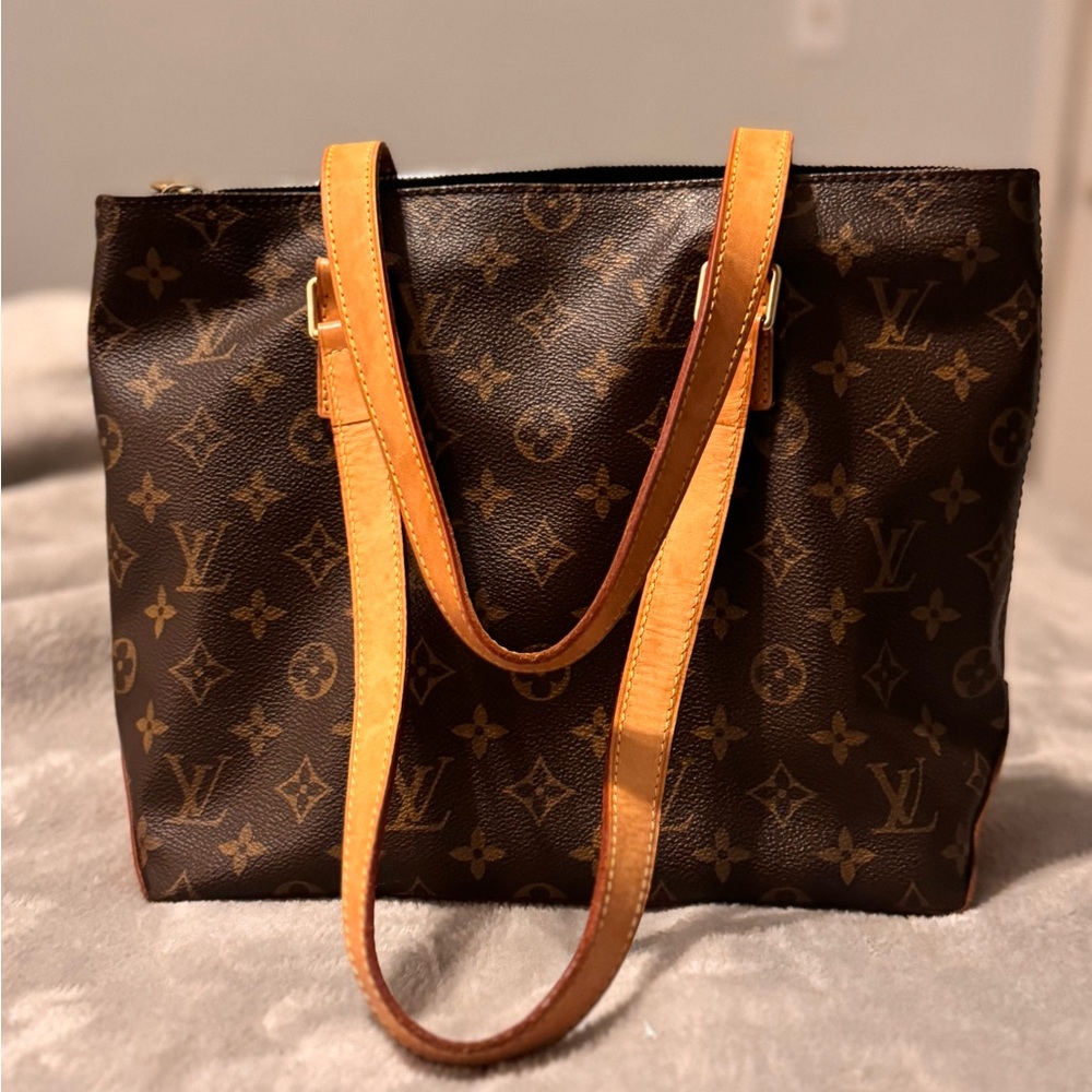 Louis Vuitton Monogram Cabas Piano Shoulder bag.